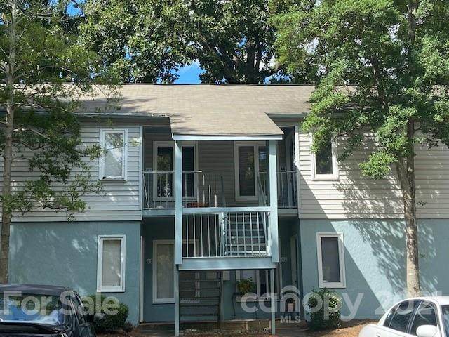 1909 Meadowlark Lane - Photo 1