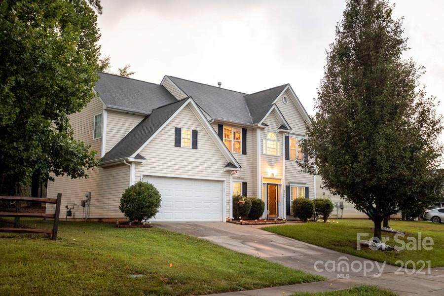 8337 Four Sisters Lane - Photo 1