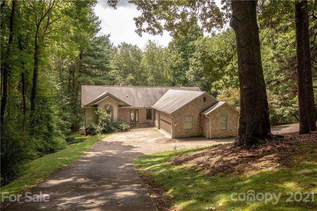 449 Oak Ridge Drive - Photo 1