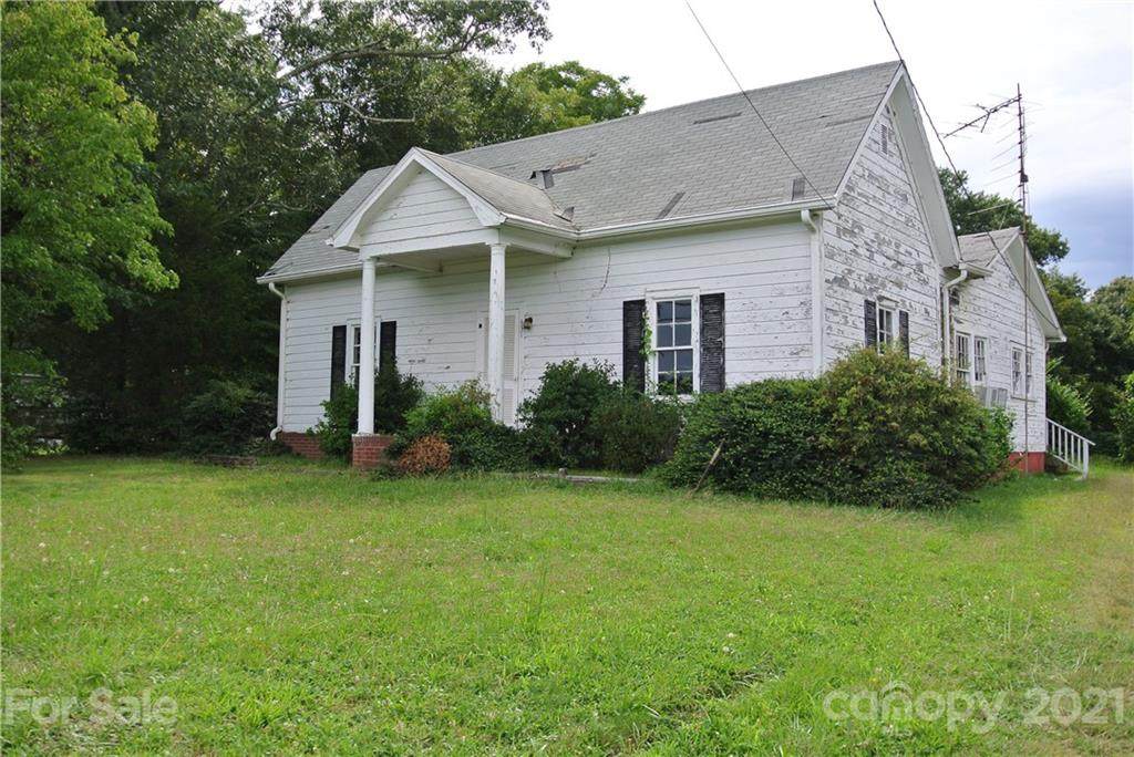 431 Railroad Avenue - Photo 1