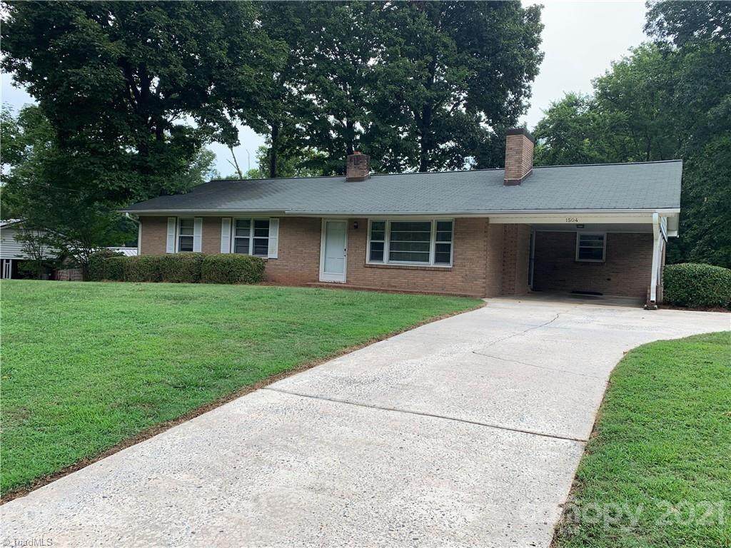 1504 Wildlife Circle - Photo 1