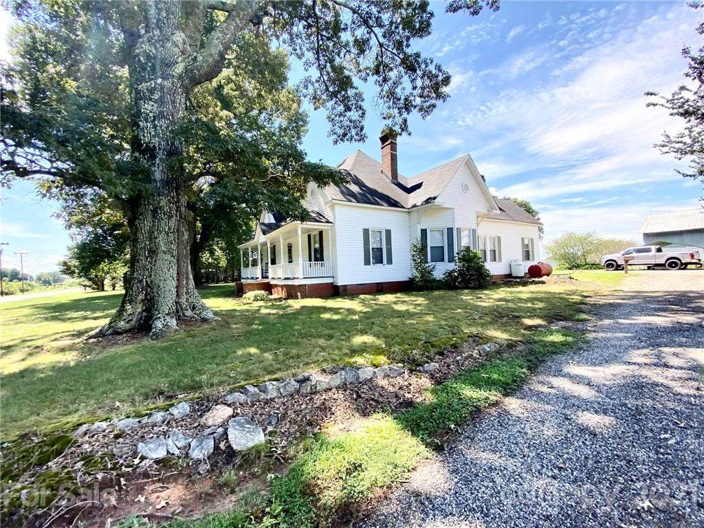 5124 Old Mountain Road - Photo 1