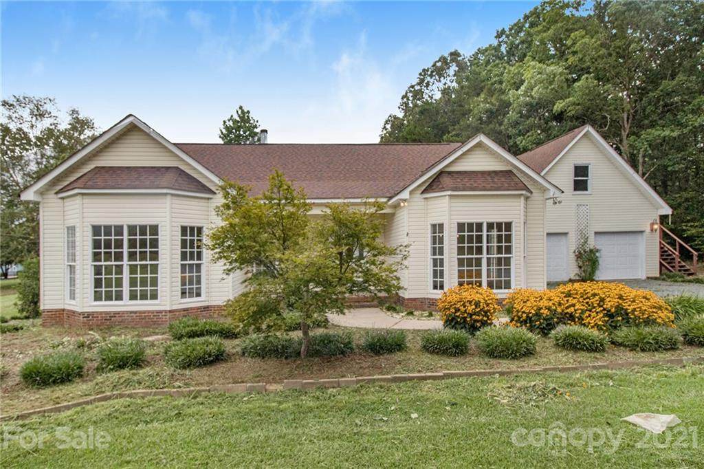 2921 Olive Branch Road - Photo 1