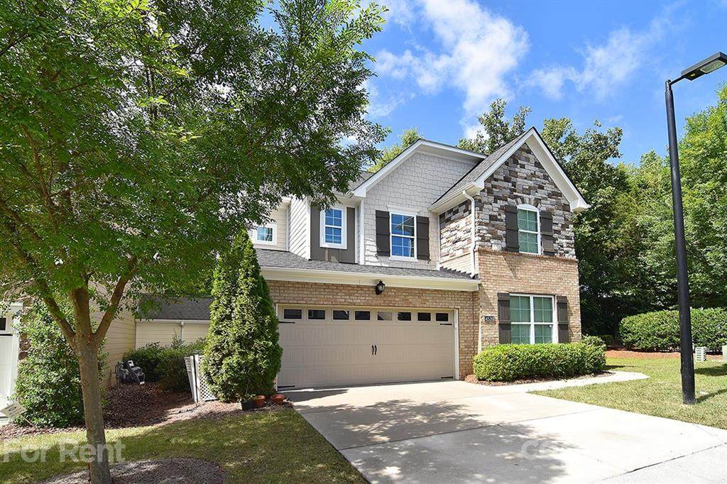4536 Blackmuir Wood Circle - Photo 1