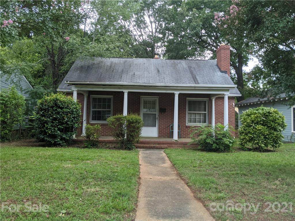 1420 35th Street - Photo 1
