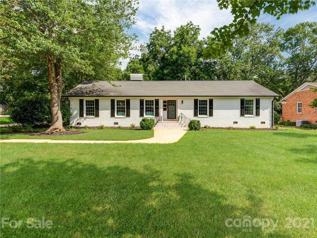 300 Wingrave Drive - Photo 1