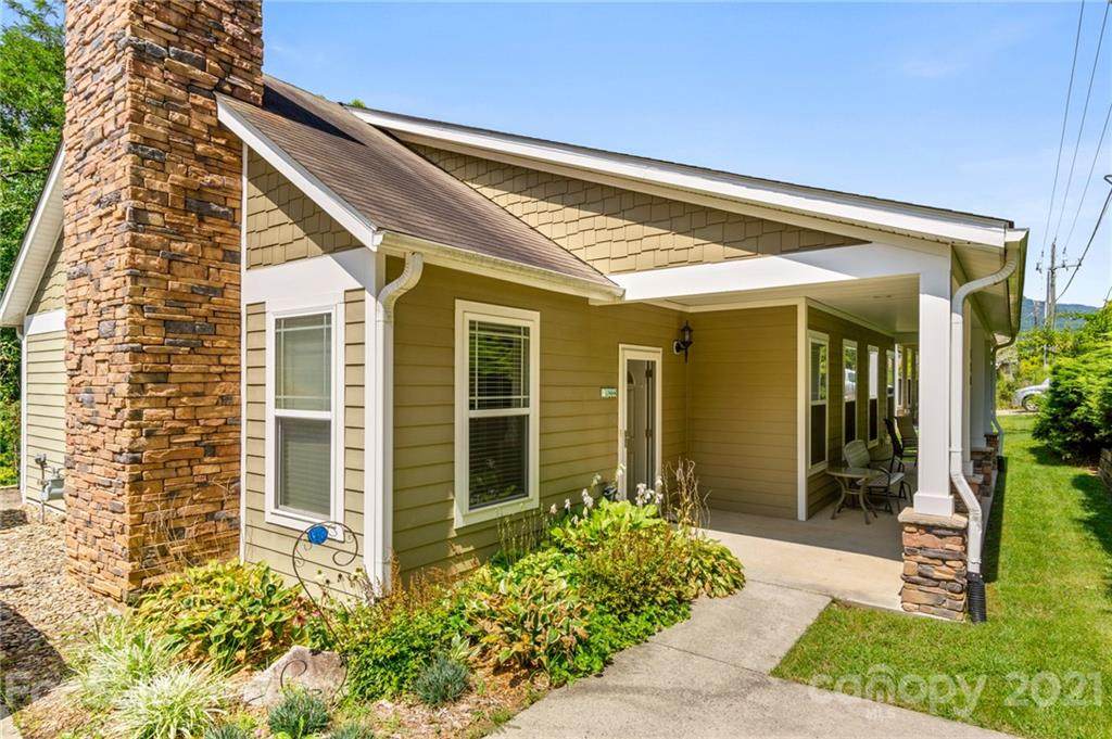 128 Lower Grassy Branch Road - Photo 1