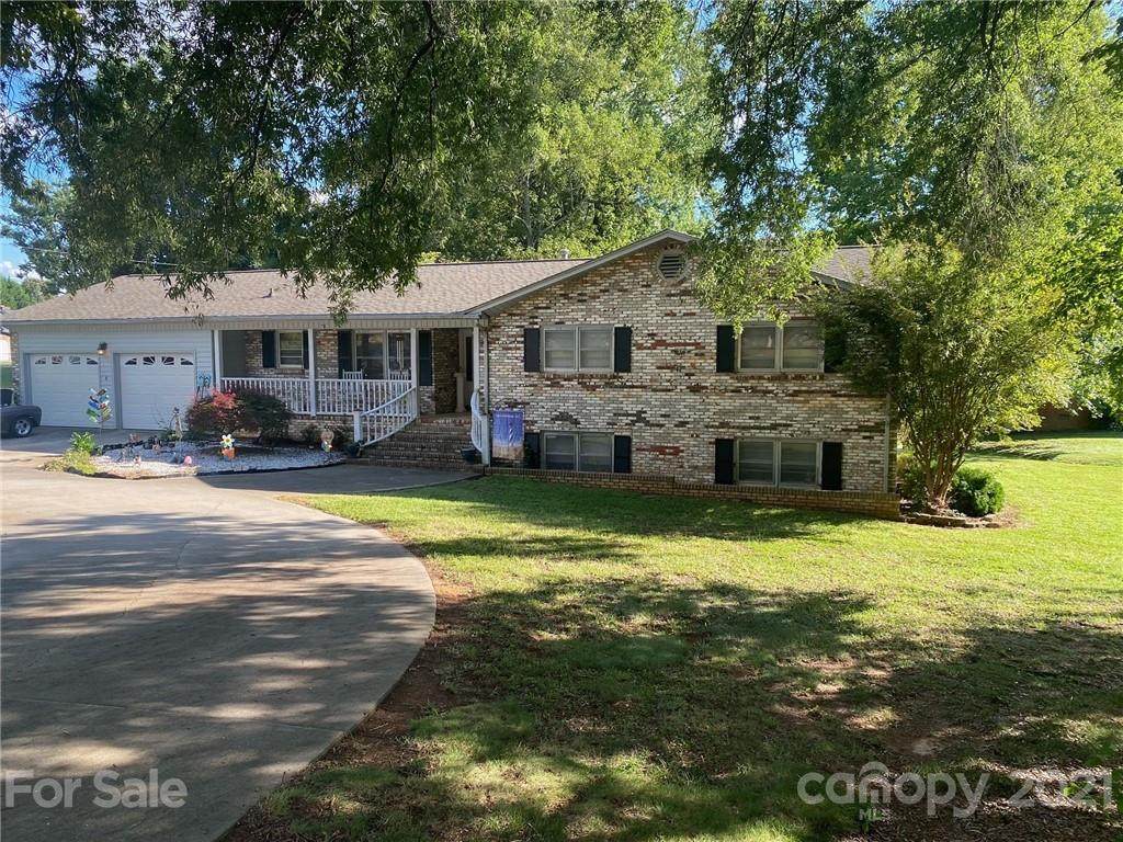 2472 Myra Lane - Photo 1