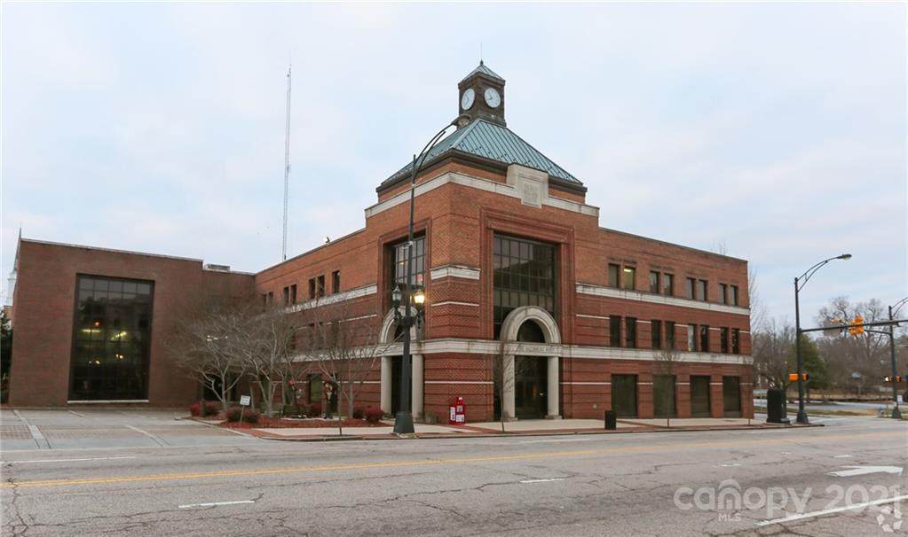 131 Innes Street - Photo 1