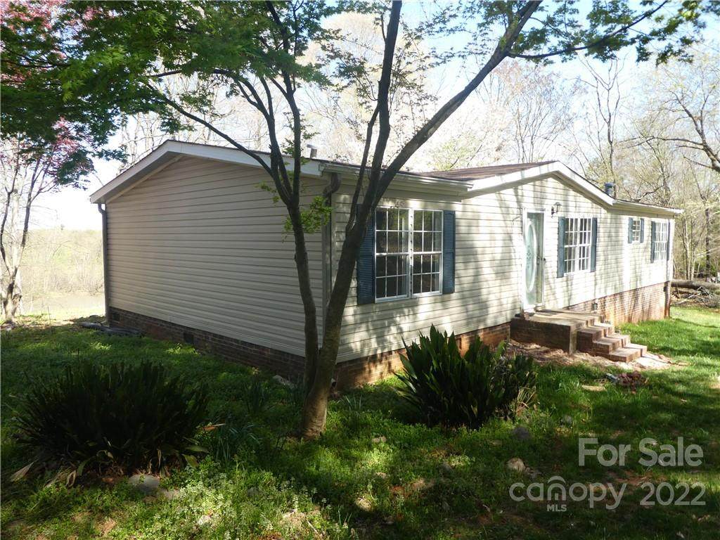 220 Waccamaw Drive - Photo 1
