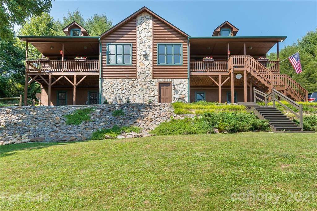 105 Ironwood Drive - Photo 1