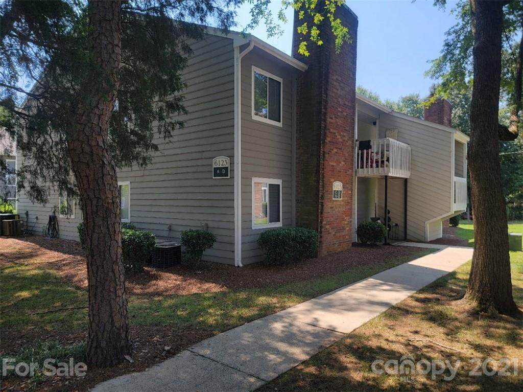 6123 Heathstone Lane - Photo 1