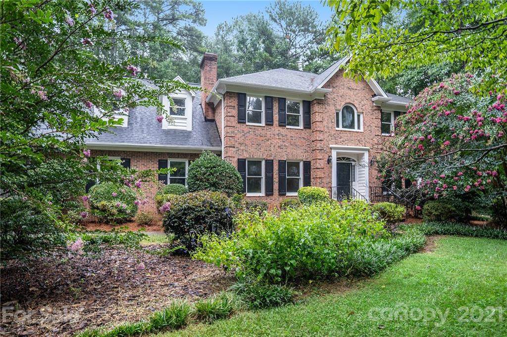 1701 Tanglebriar Court - Photo 1