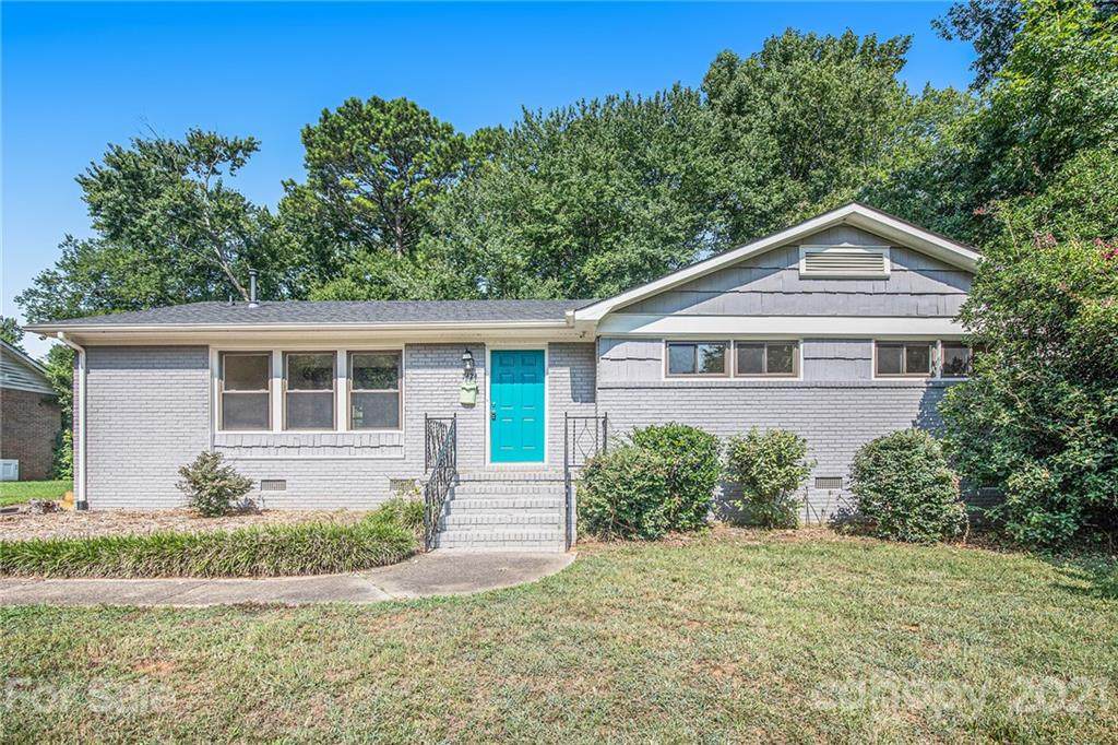 7424 Watercrest Road - Photo 1