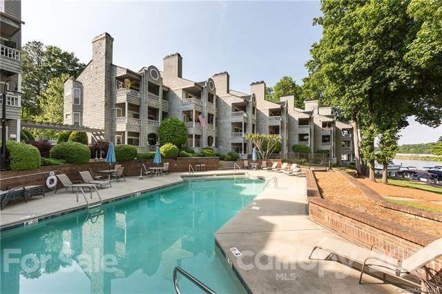 229 Northwest Drive - Photo 1