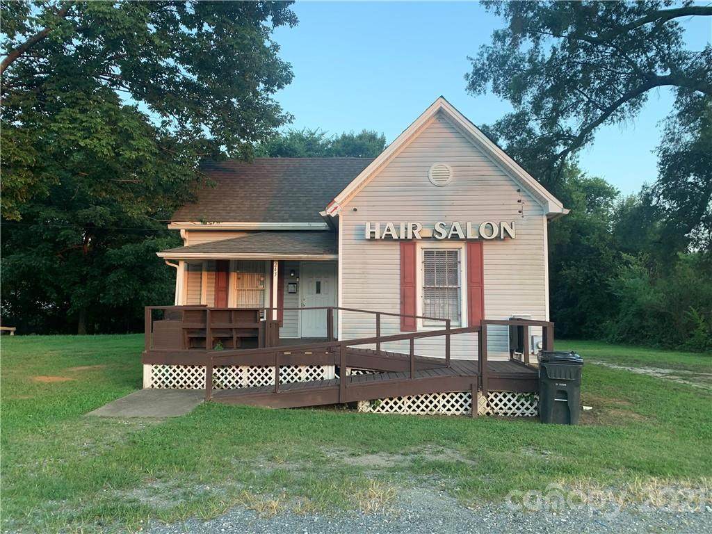 243 Hoskins Drive - Photo 1