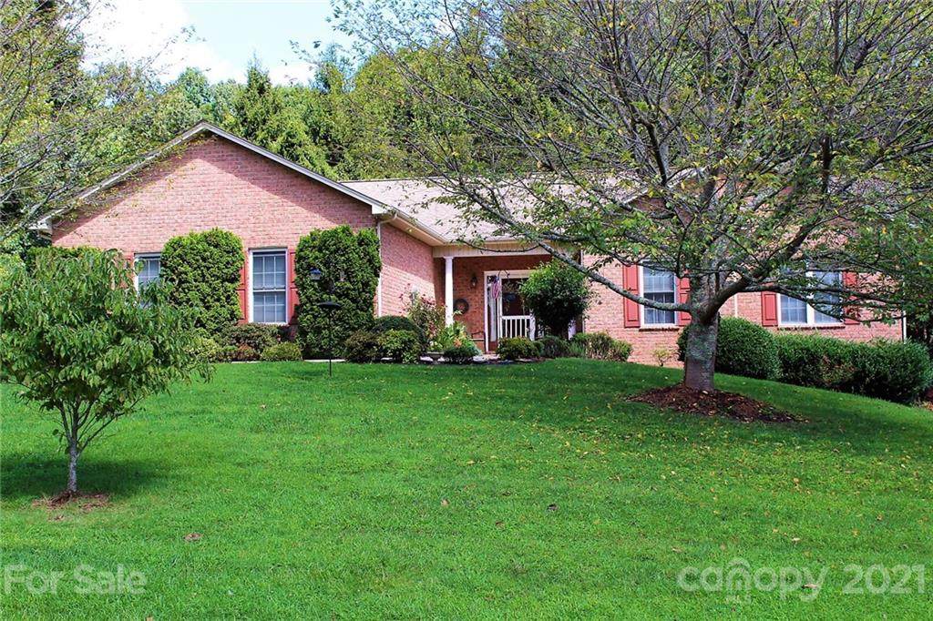 1010 Cambridge Court - Photo 1