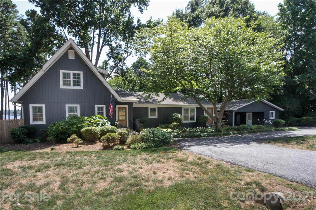 3671 Waterview Lane - Photo 1