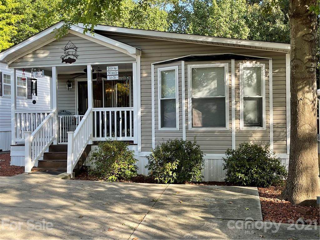 129 Club House Drive - Photo 1