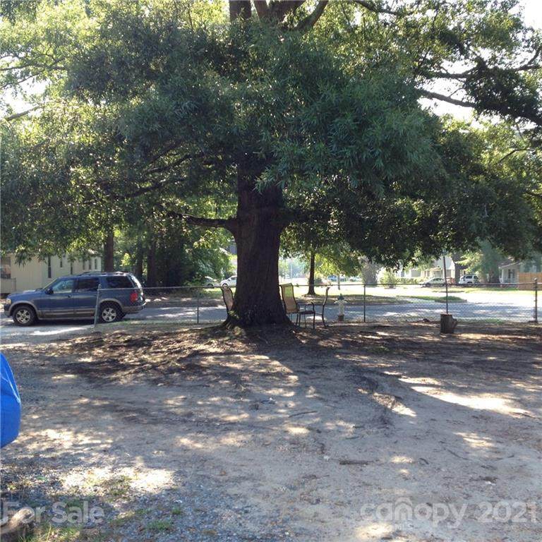428 Spruce Street - Photo 1