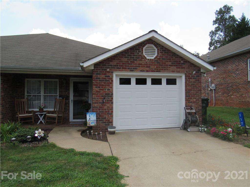 117 Carpenter Lane - Photo 1