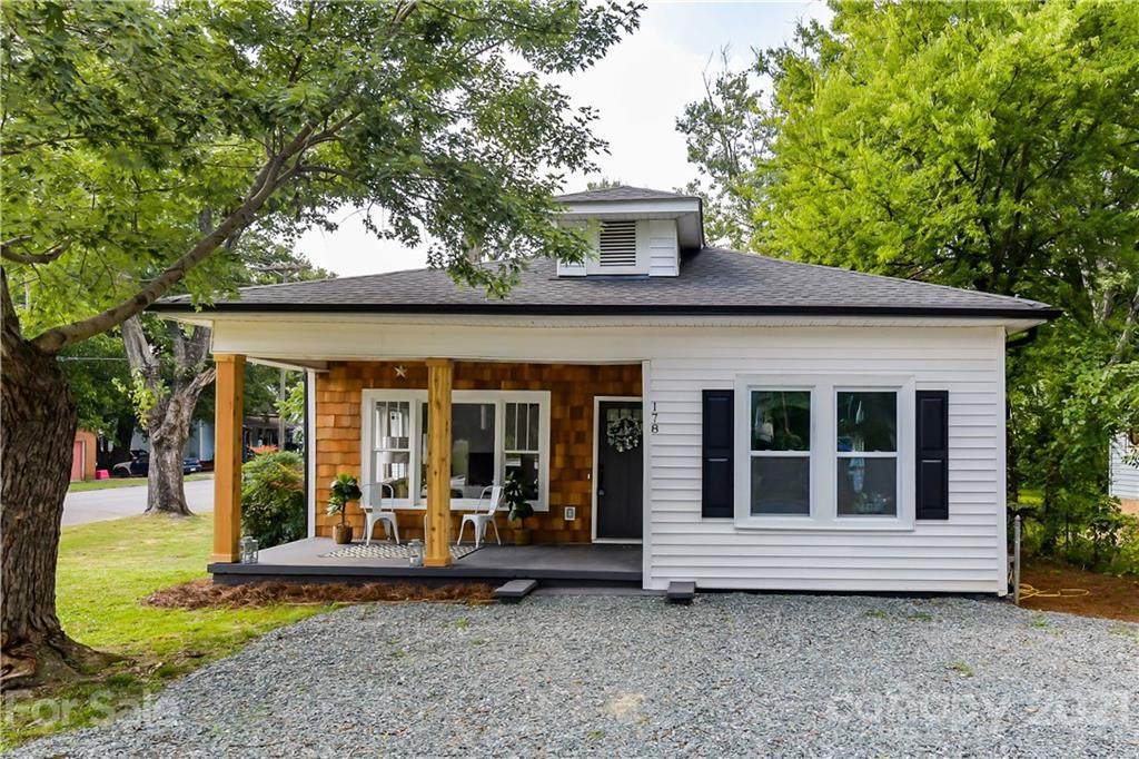 178 Franklin Avenue - Photo 1