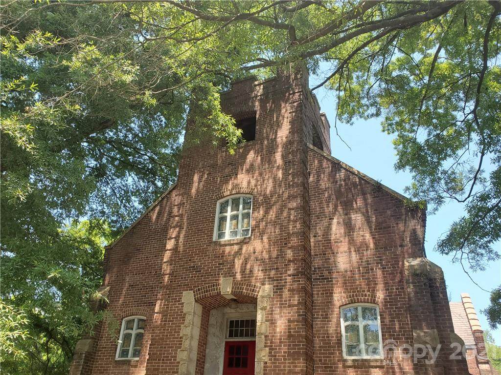 105 Earnhardt Street - Photo 1