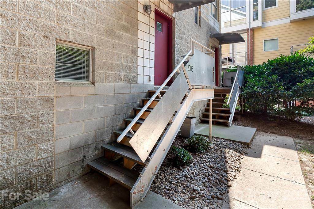 2085 Atherton Heights Lane - Photo 1