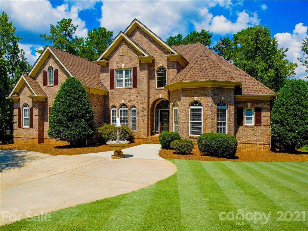 8928 Warwicke Lane - Photo 1