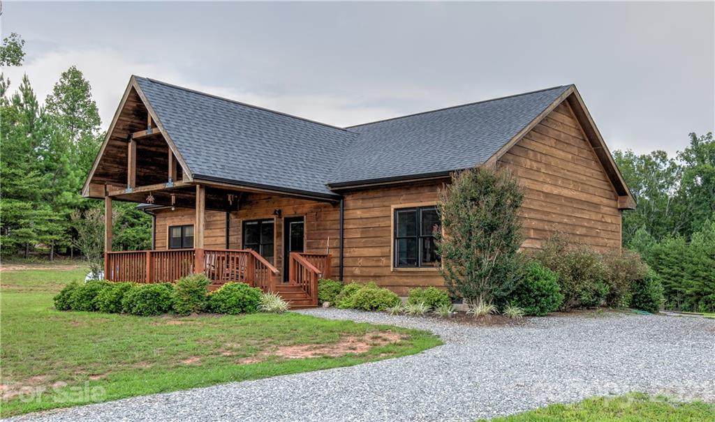 436 Dakota Drive - Photo 1
