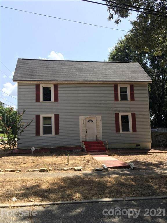 909 3rd Avenue - Photo 1