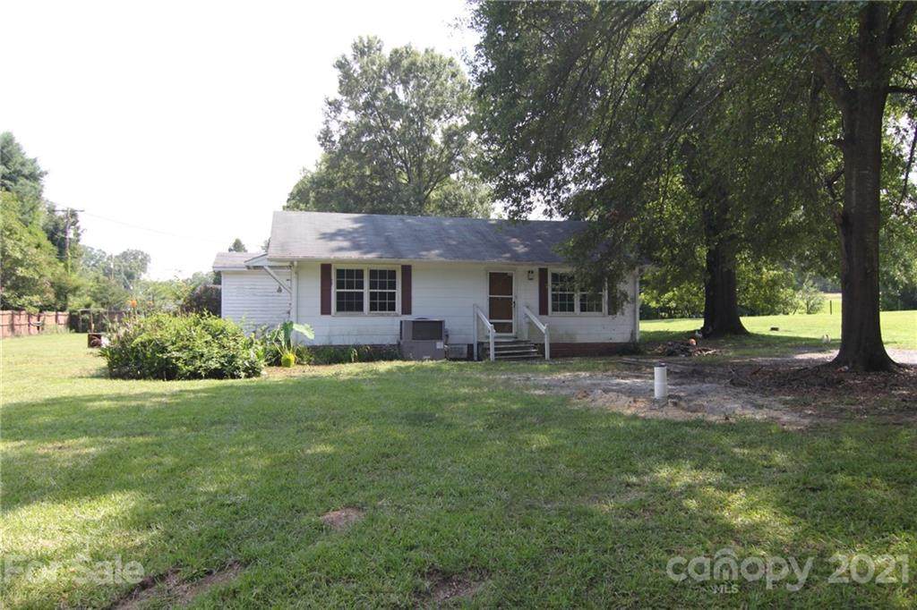 128 Mitchum Road - Photo 1
