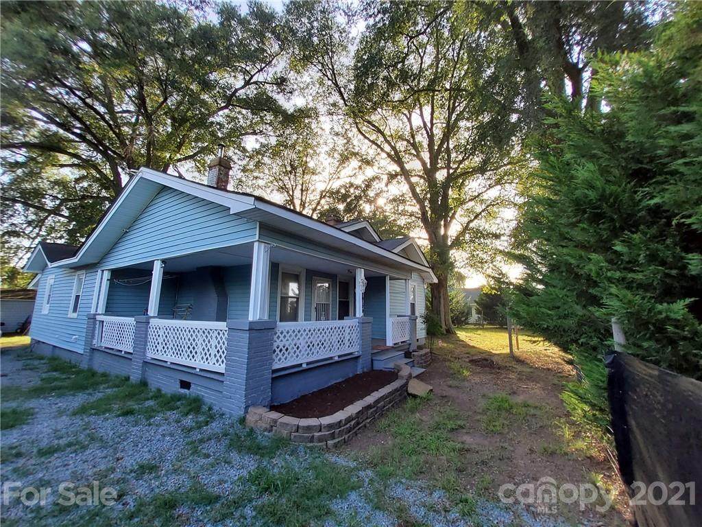 20122 Silver Road - Photo 1