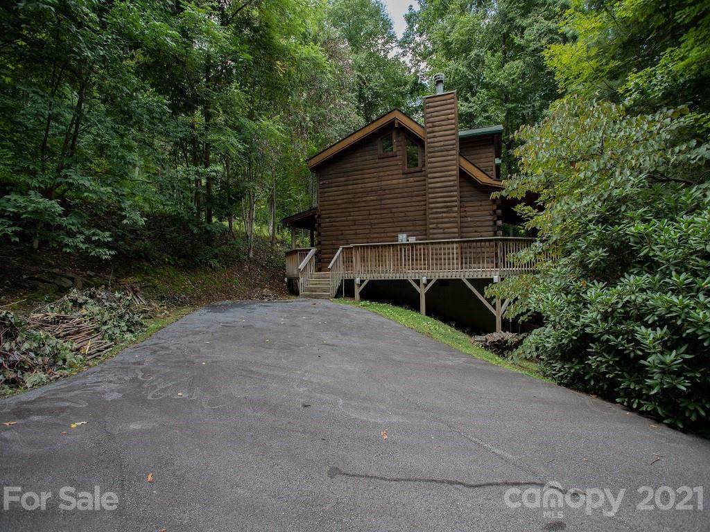 13 Whistling Oak Trail - Photo 1