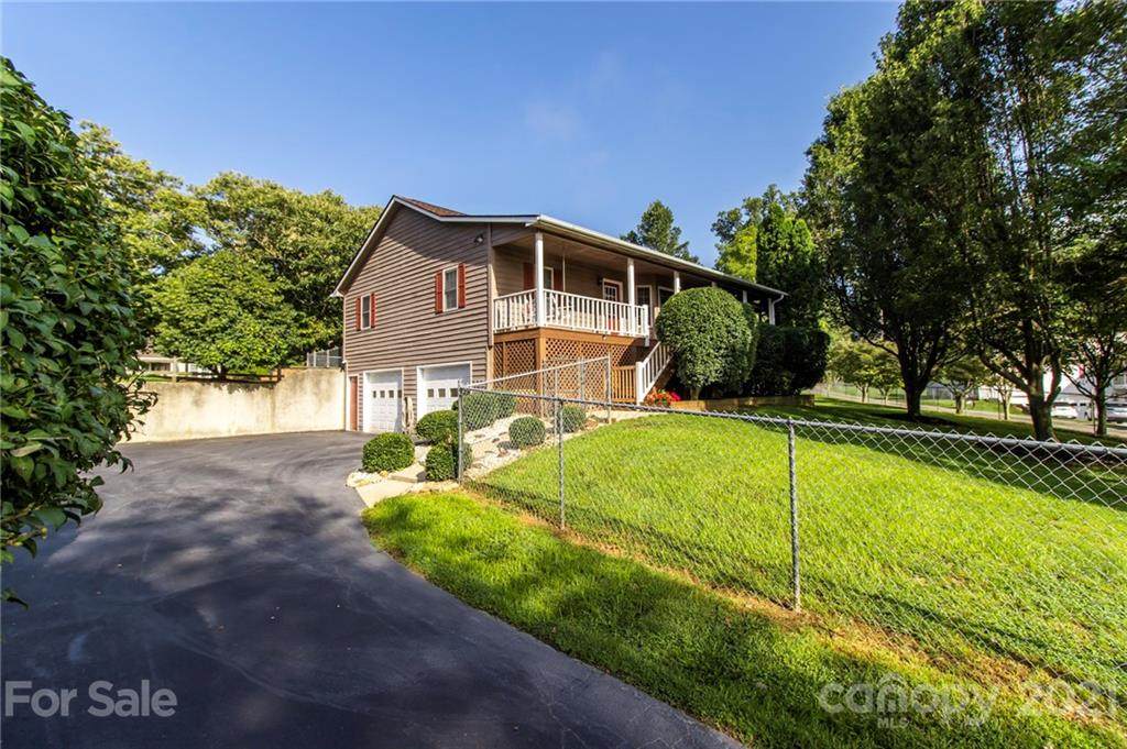 2 Sheldon Lane - Photo 1