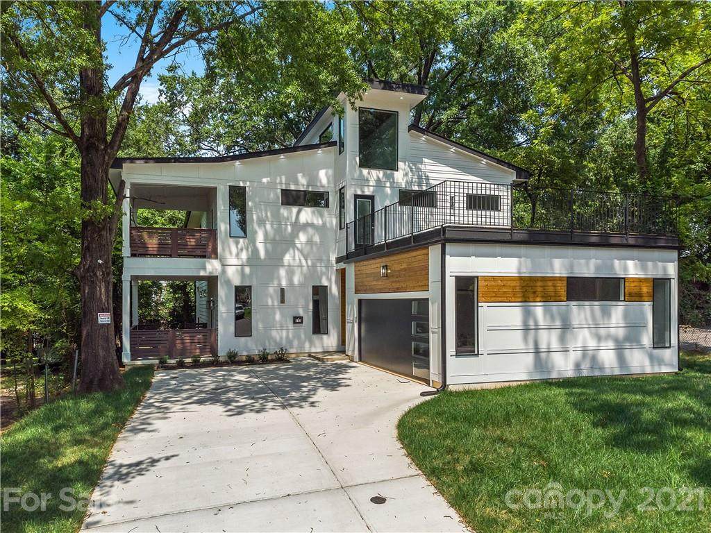 643 Jackson Avenue - Photo 1