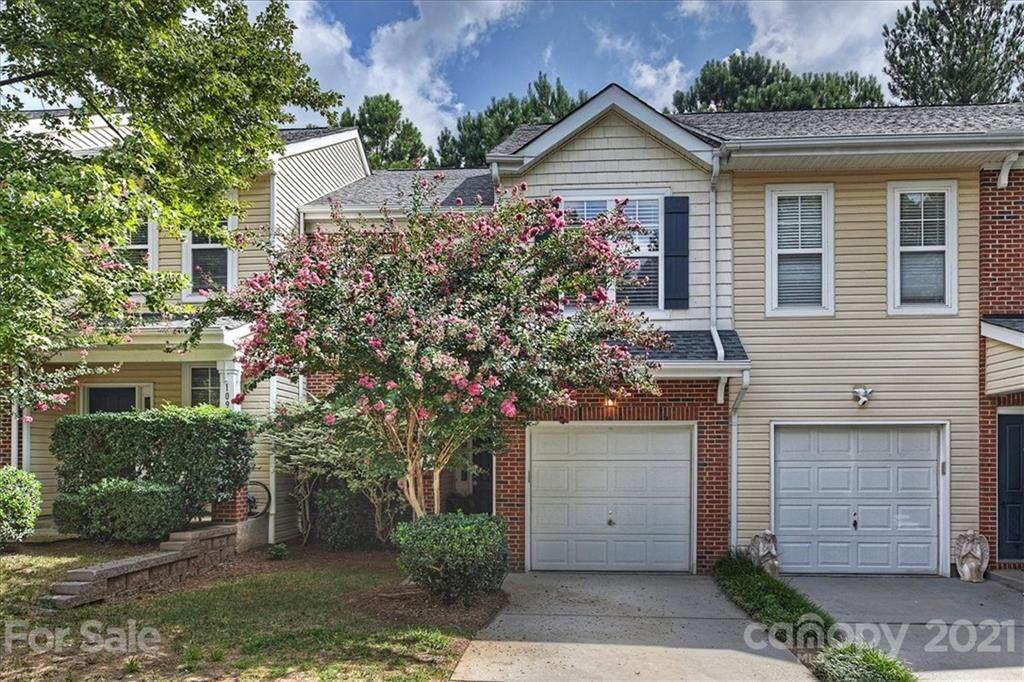 10917 Princeton Village Drive - Photo 1