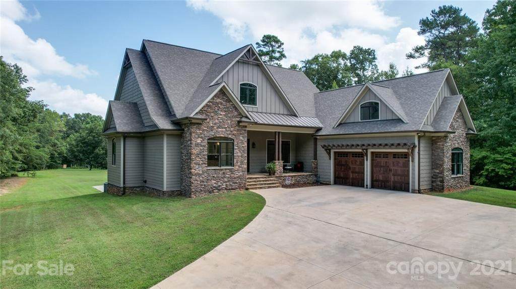 40945 Deer Haven Drive - Photo 1