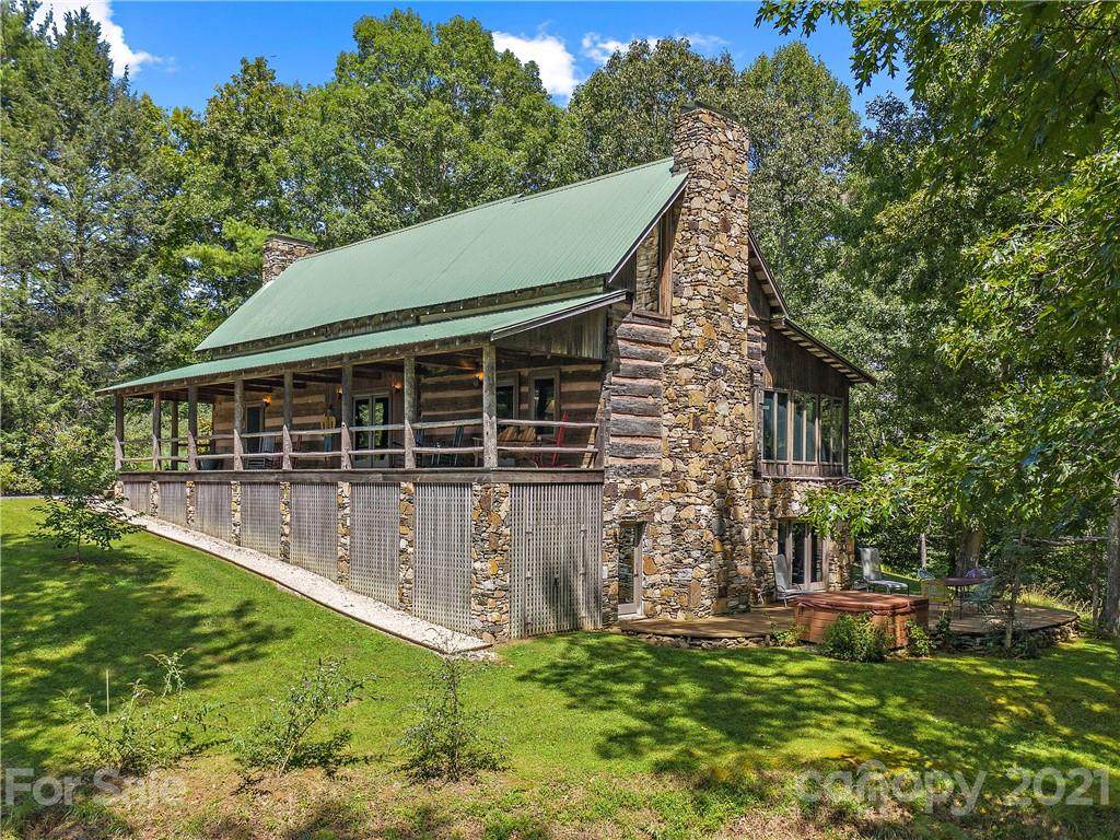 220 Lady Slipper Lane - Photo 1