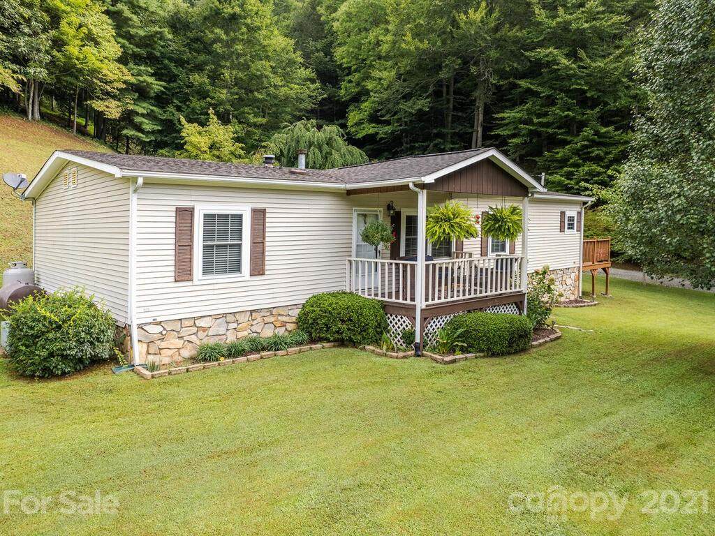 942 Fisher Branch Road - Photo 1