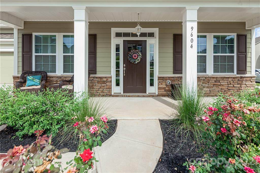 9604 Rayneridge Drive - Photo 1
