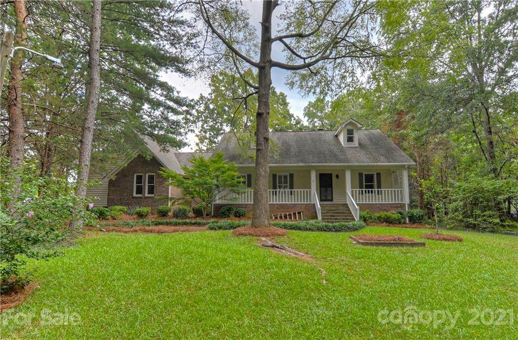 3101 Allenwood Road - Photo 1
