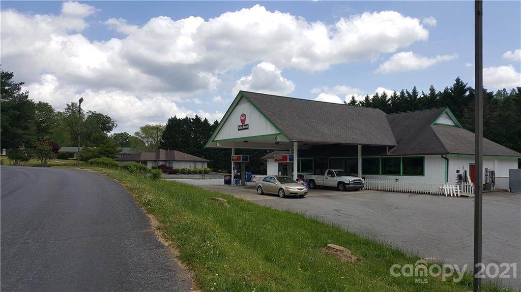 143 Whitney Boulevard - Photo 1