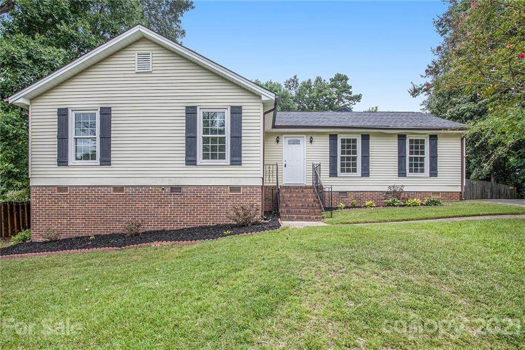 7304 Falkirk Place - Photo 1
