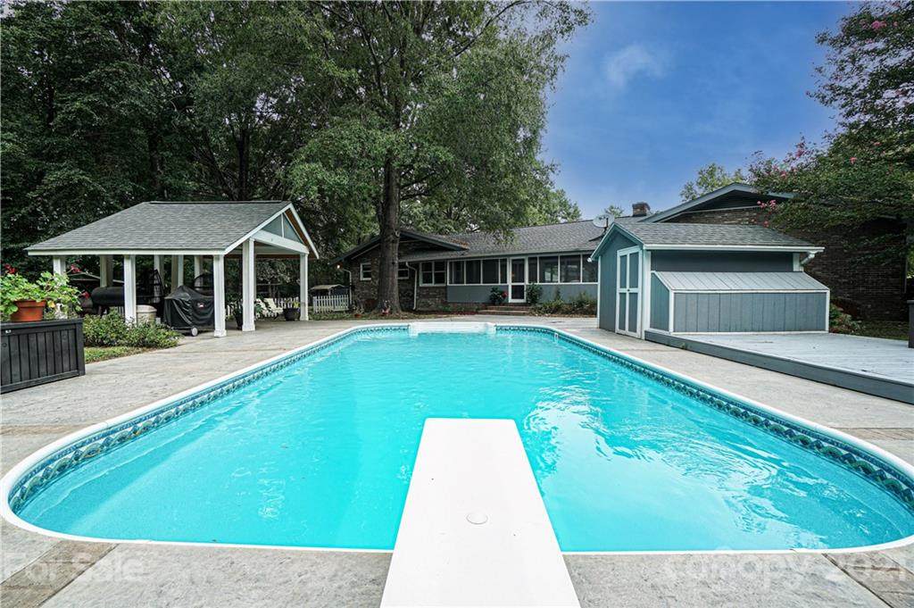 3349 Legend Road - Photo 1