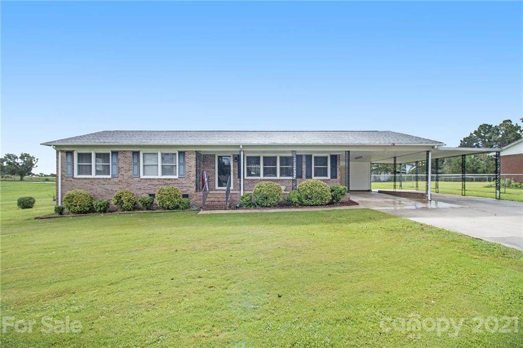 873 Farmbrook Road - Photo 1