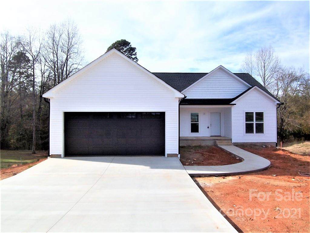 300 Hidden Creek Drive - Photo 1