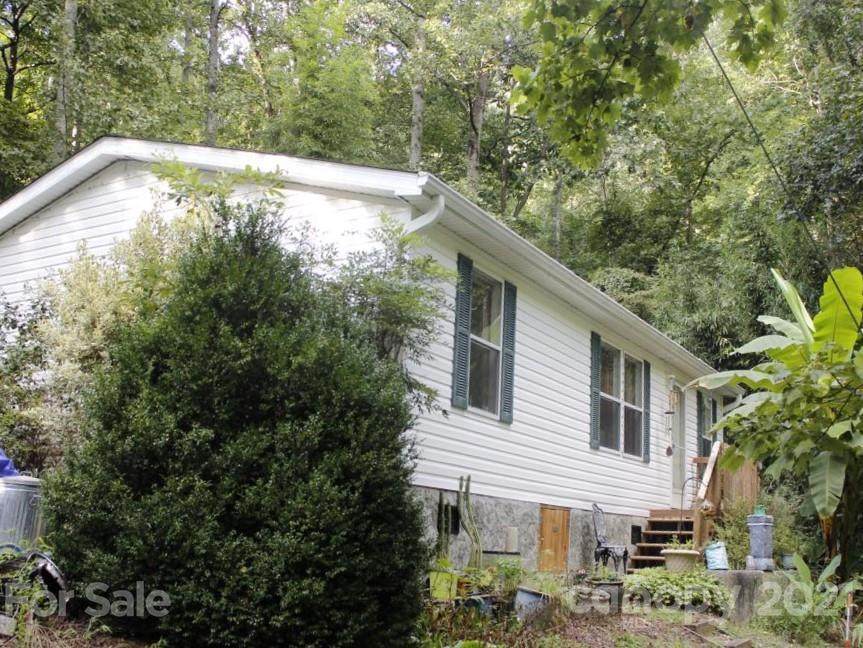 250 Poplar Drive - Photo 1