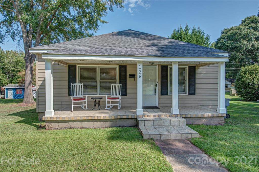 128 Oak Street - Photo 1