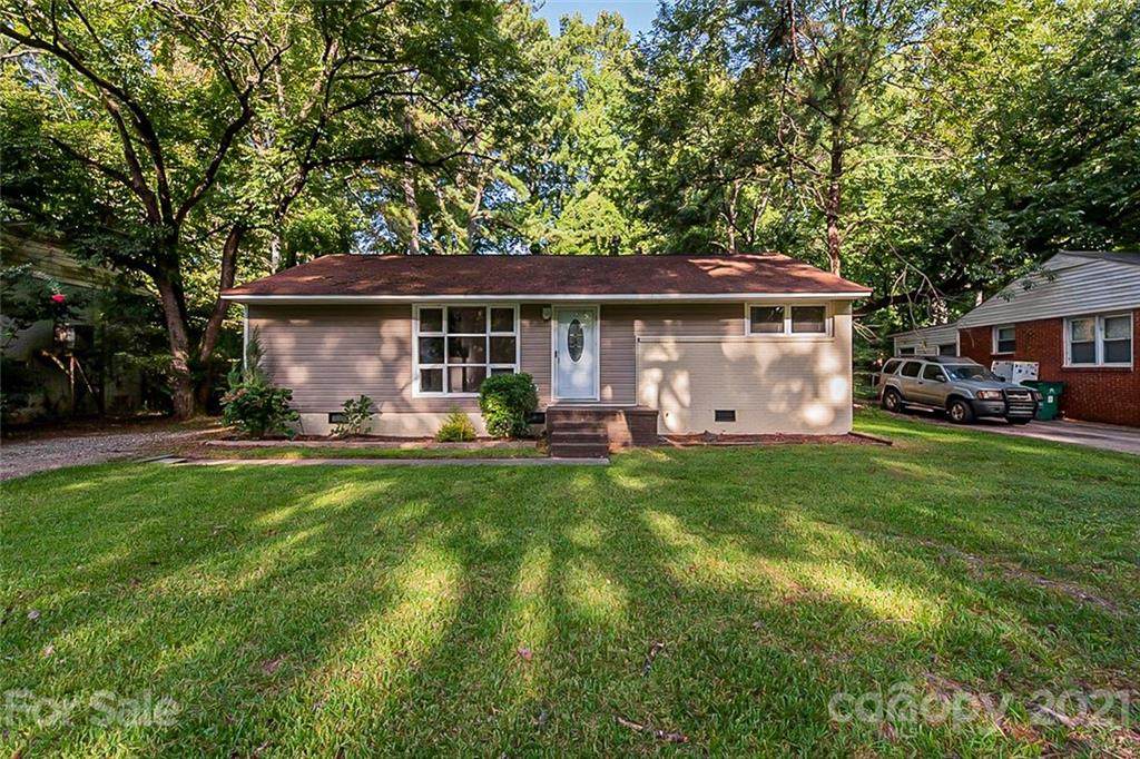 1701 Masonic Drive - Photo 1